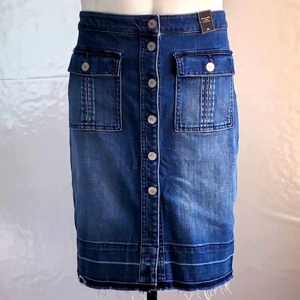 Abercrombie & Fitch 26 Denim Flip Pocket Front Button Raw Hem